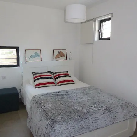 펜션 Lucienne Bandol, T2, 4 Etoiles Avec Garage, Calanques 방돌